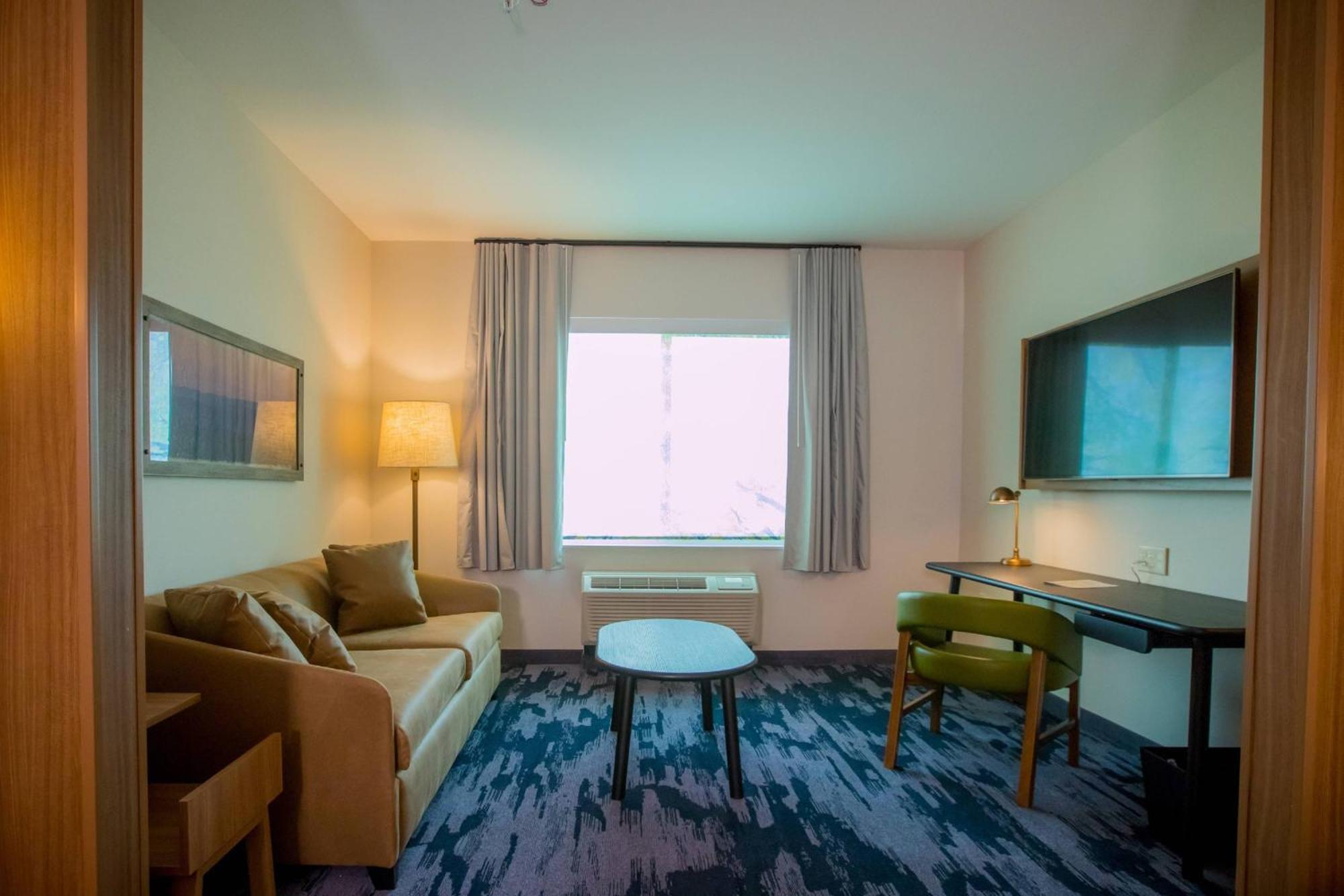 Fairfield Inn & Suites By Marriott Александрия Екстериор снимка