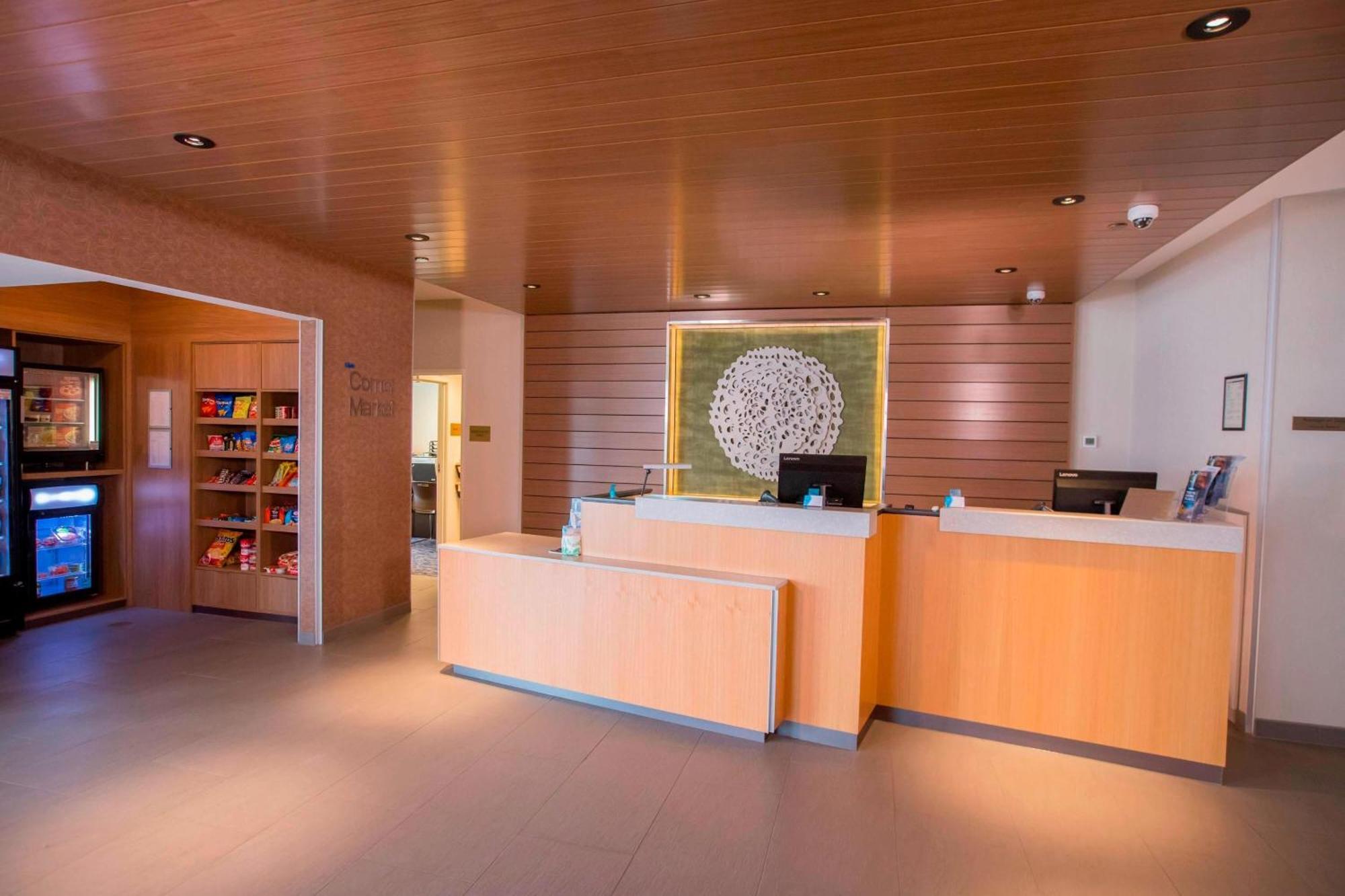 Fairfield Inn & Suites By Marriott Александрия Екстериор снимка